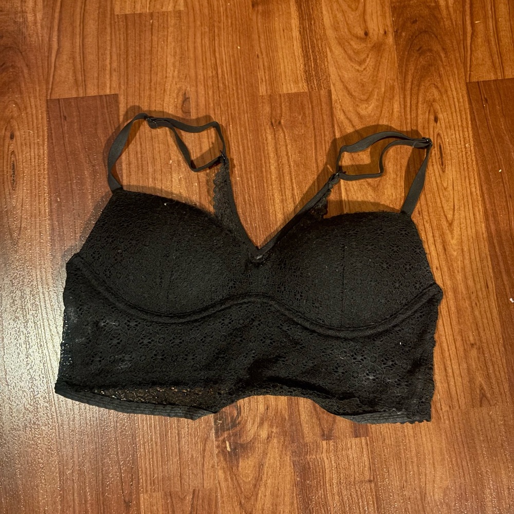 Victoria's Secret Black Lace Wireless Push Up Bra
